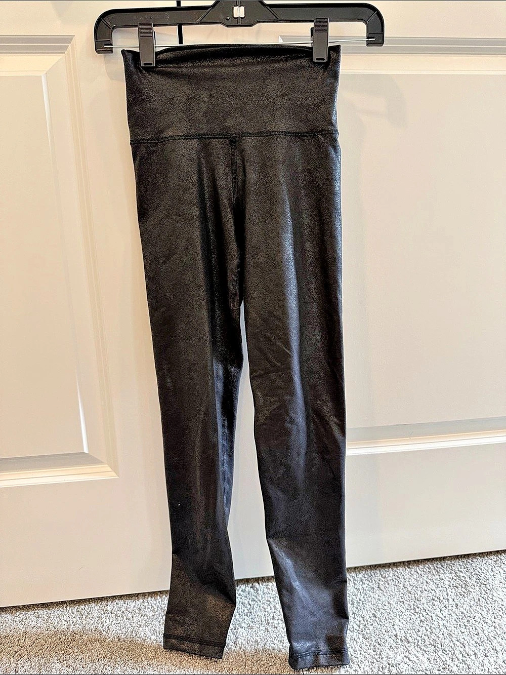 Offline by Aerie Faux Leather Legging Leggings Black XS Like New